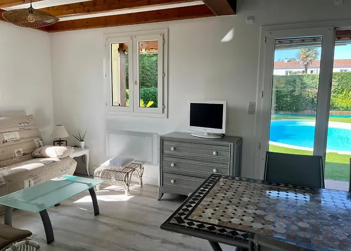 度假居 Bleu Soleil 波尔尼克